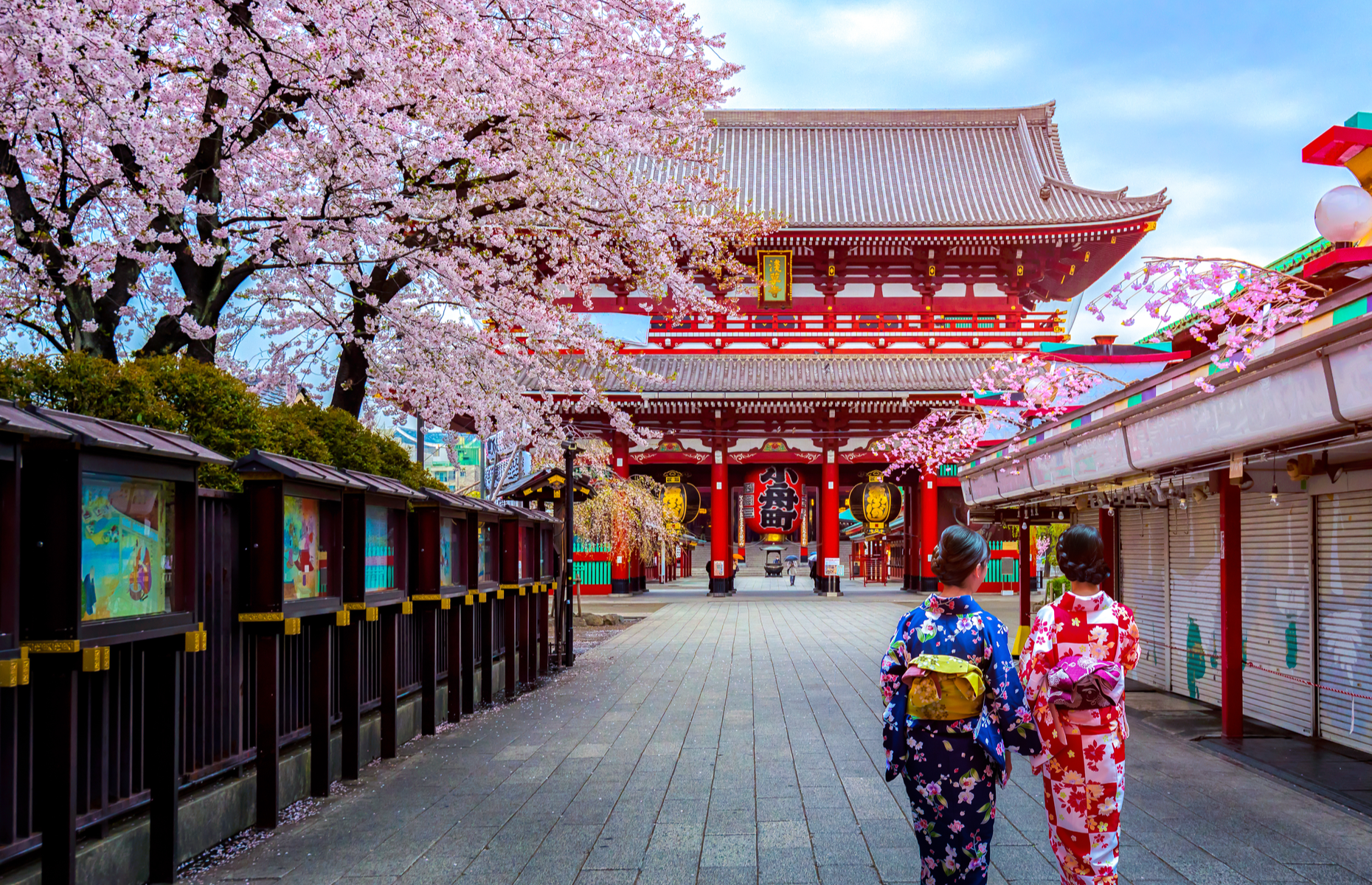 The reality: Tokyo has plenty of history & tradition